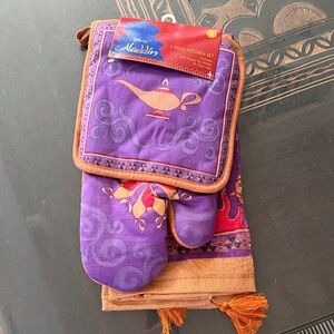 Disney Aladdin Purple and Tan Bag Set